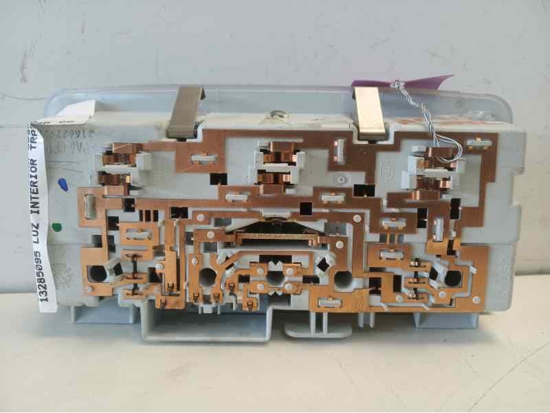 Recambio de luz interior para opel insignia berlina cosmo referencia OEM IAM 13285095  