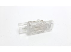 LUZ INTERIOR 4B0947415 