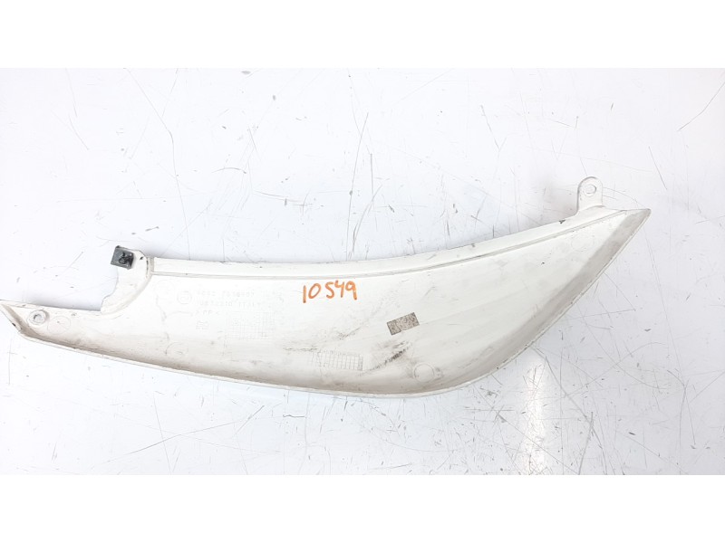 Recambio de moldura para bmw f 800 r f 800 r referencia OEM IAM 46627678607  