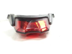 Recambio de piloto trasero central para triumph street triple street triple referencia OEM IAM T2700631   2