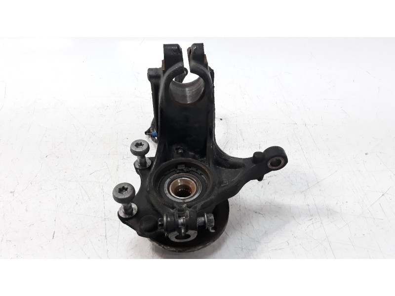 Recambio de mangueta delantera derecha para citroen c3 1.5 blue-hdi fap referencia OEM IAM 1607557580  