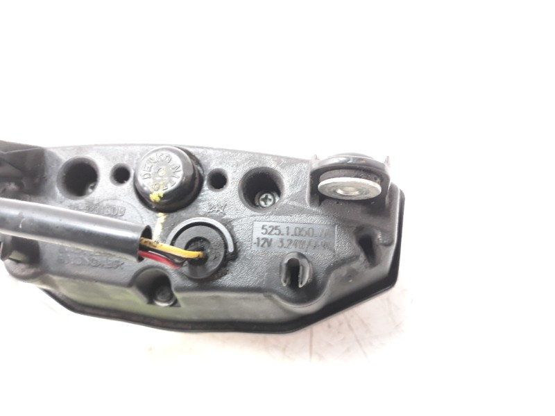 Recambio de piloto trasero central para ducati scrambler referencia OEM IAM 52510507A  