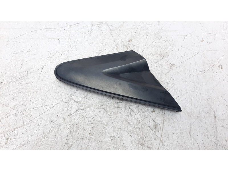 Recambio de moldura para honda civic berlina 5 (fk) 2.2 ctdi referencia OEM IAM 208591  