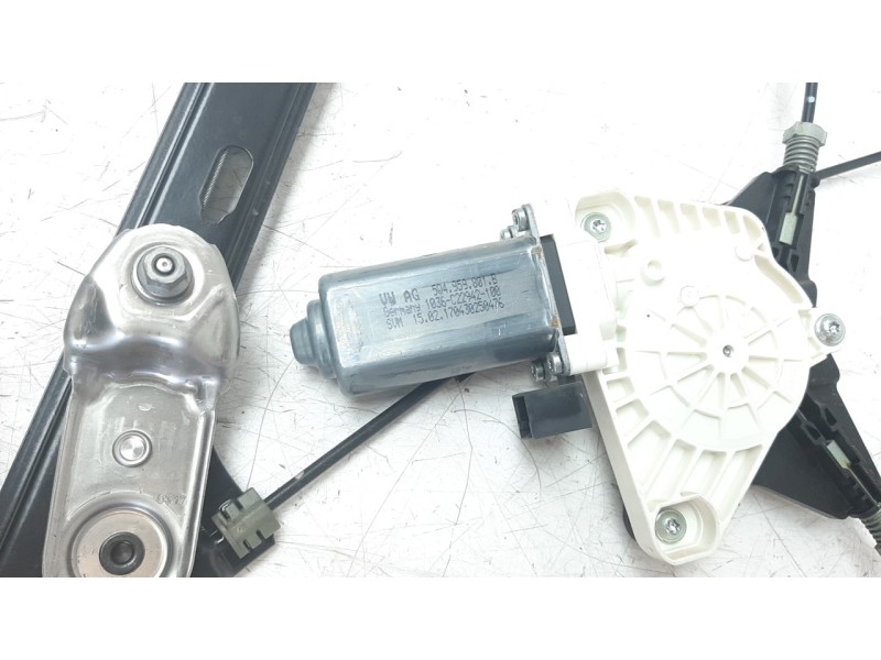Recambio de elevalunas delantero izquierdo para volkswagen passat variant (3g5) 2.0 tdi referencia OEM IAM 3G0837461C  