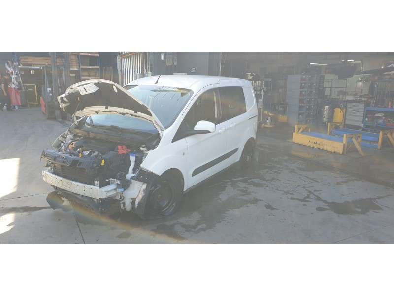 ford transit courier del año 2018