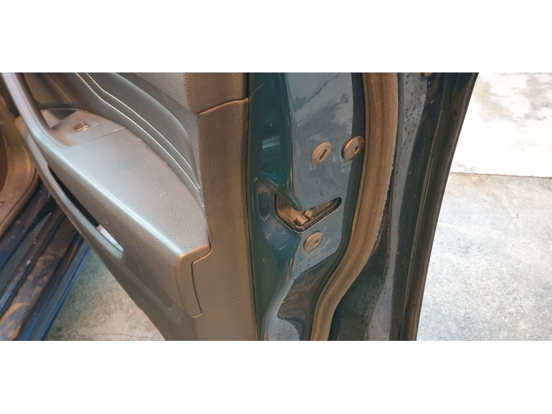 Recambio de cerradura puerta delantera derecha para volkswagen passat variant (cb5) r-line referencia OEM IAM 5NB837016E  