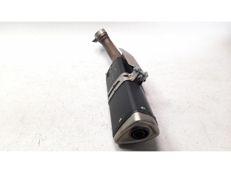 Recambio de silenciador trasero para ktm 390 duke 390 duke referencia OEM IAM 94305083000  