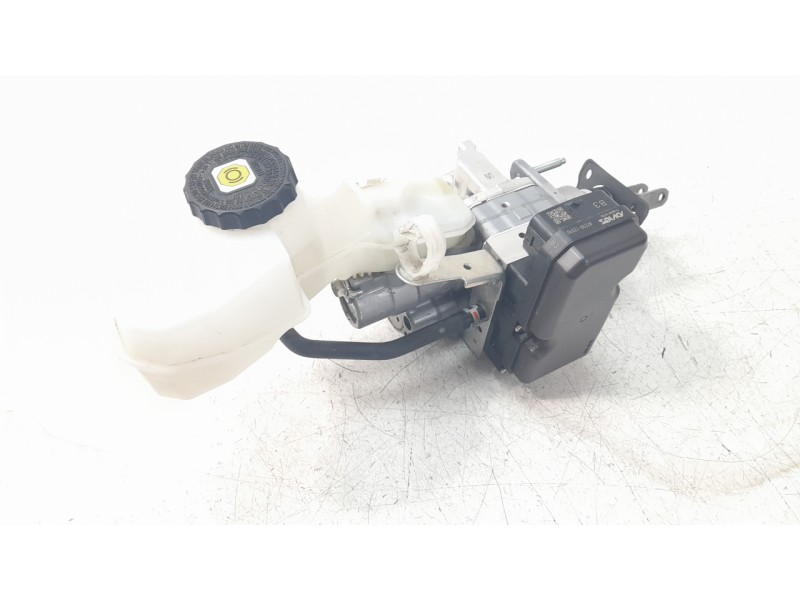 Recambio de bomba freno para toyota corolla (e21) referencia OEM IAM 4721012310  