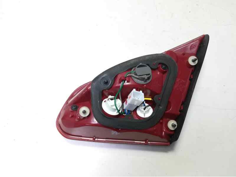 Recambio de piloto trasero izquierdo interior para kia cee´d concept referencia OEM IAM 92403A20  