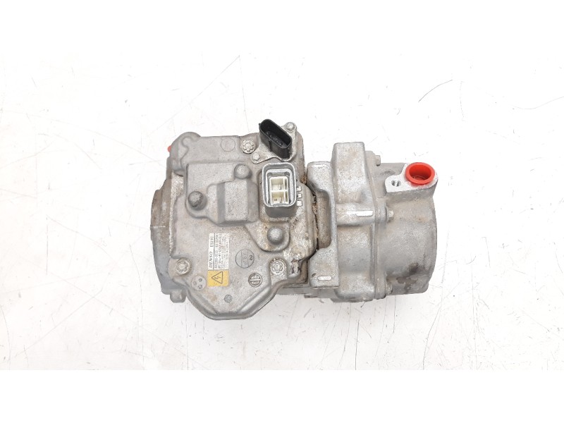 Recambio de compresor aire acondicionado para toyota rav 4 referencia OEM IAM 8837033030  