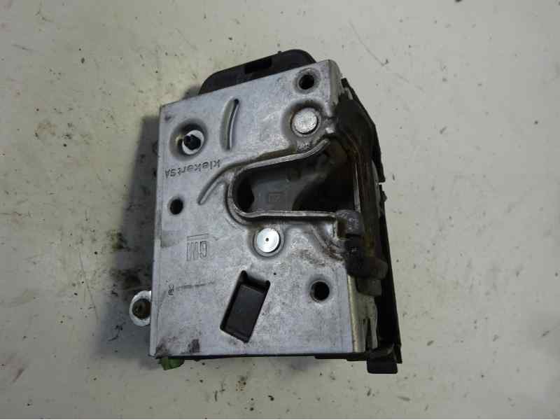 Recambio de cerradura puerta delantera derecha para opel corsa c club referencia OEM IAM 24434883  