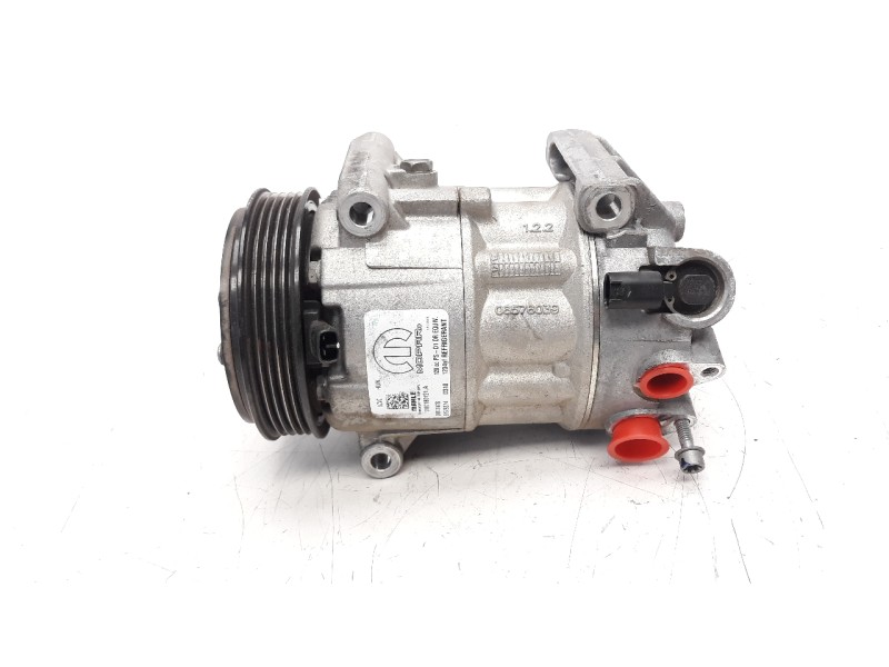 Recambio de compresor aire acondicionado para toyota rav 4 referencia OEM IAM 8837033030  