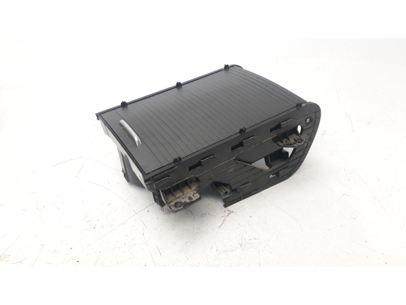 Recambio de cenicero para land rover evoque 2.2 td4 cat referencia OEM IAM BJ32600D00BB  