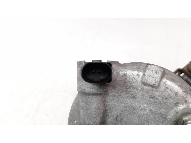 Recambio de compresor aire acondicionado para volkswagen passat variant (cb5) r-line referencia OEM IAM 3Q0816803E CAF860137VW 5