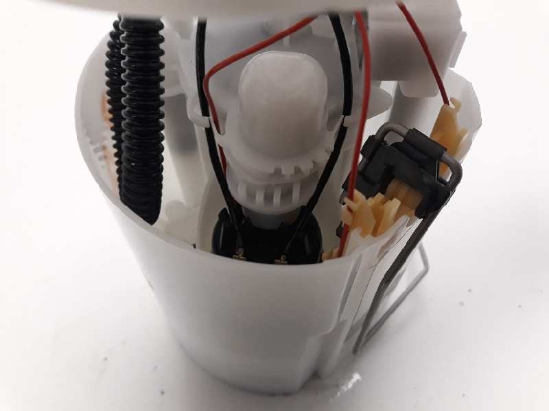 Recambio de bomba combustible para opel corsa e selective referencia OEM IAM 13436579 0580200292 