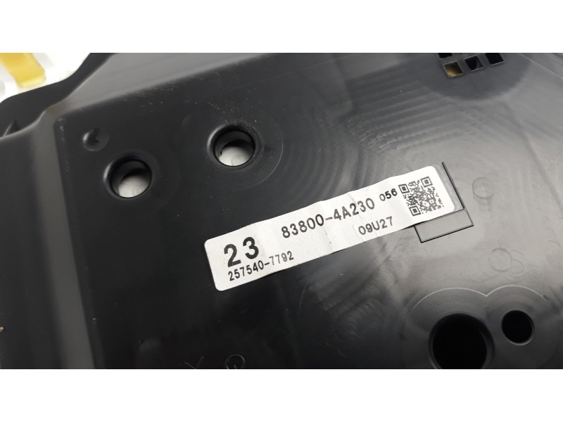 Recambio de cuadro instrumentos para toyota rav 4 referencia OEM IAM 838004A230  