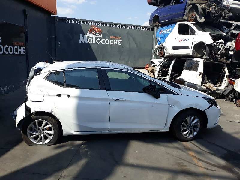 opel astra k sports tourer del año 2018