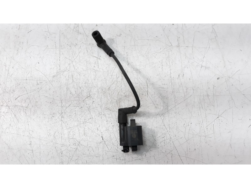 Recambio de bobina encendido para ducati scrambler referencia OEM IAM 38010151A 0040100503 