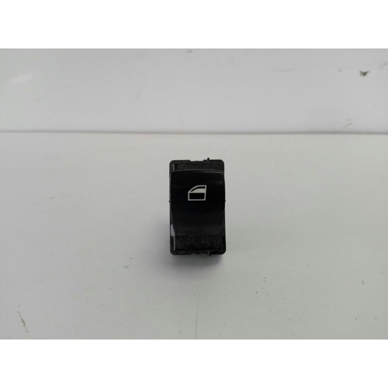 Recambio de mando elevalunas delantero derecho para bmw serie 1 berlina (e81/e87) 118d referencia OEM IAM 6935534  
