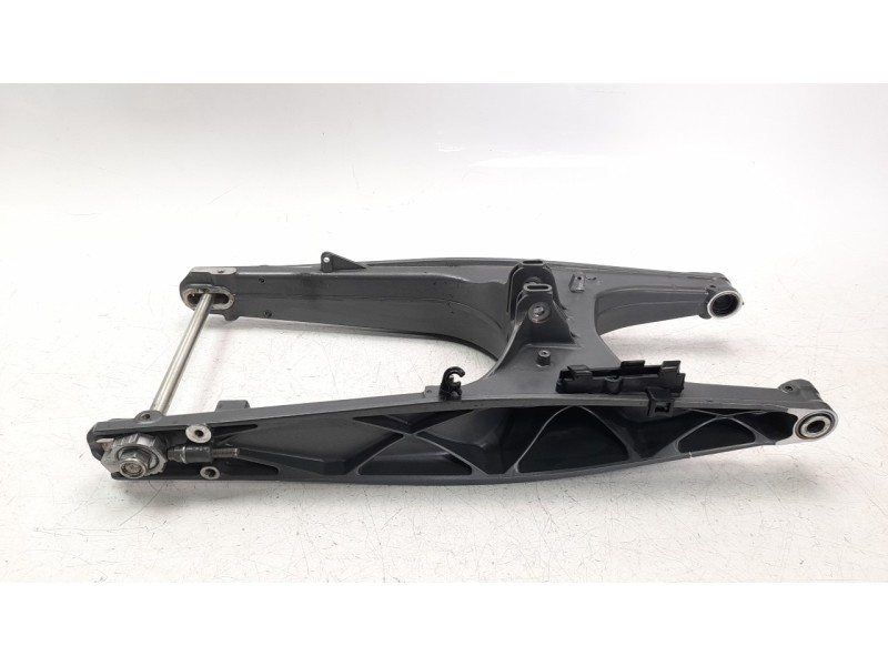 Recambio de puente trasero para ktm 390 duke 390 duke referencia OEM IAM 28104030044BA  