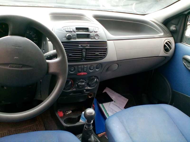 fiat punto berlina (188) del año 2002