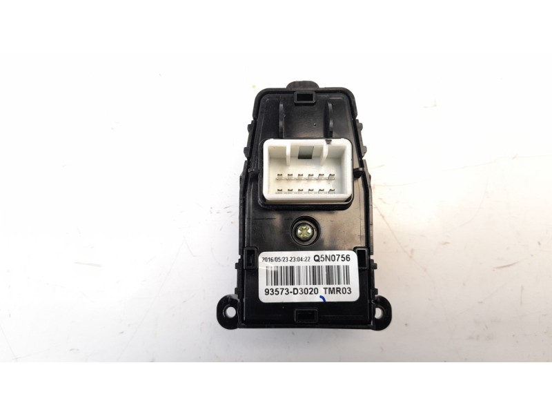 Recambio de mando retrovisor para hyundai tucson 1.6 cat referencia OEM IAM 93573D3020  