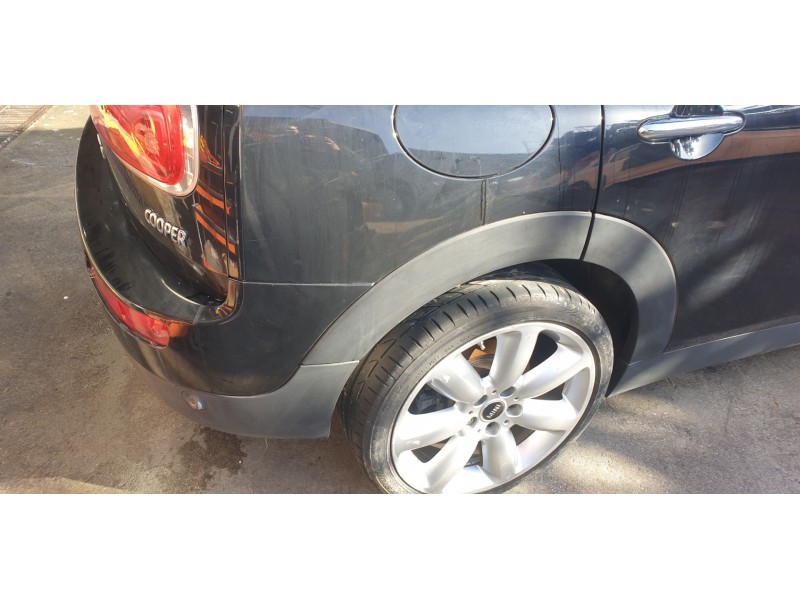 Recambio de aletin trasero derecho para mini clubman (f54) cooper referencia OEM IAM 51777348904  