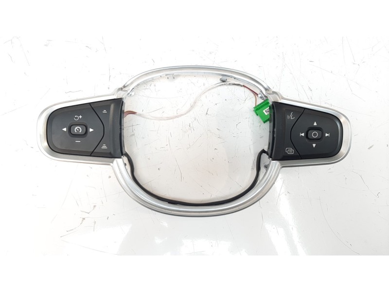 Recambio de mando volante para volvo xc60 referencia OEM IAM 32266342  