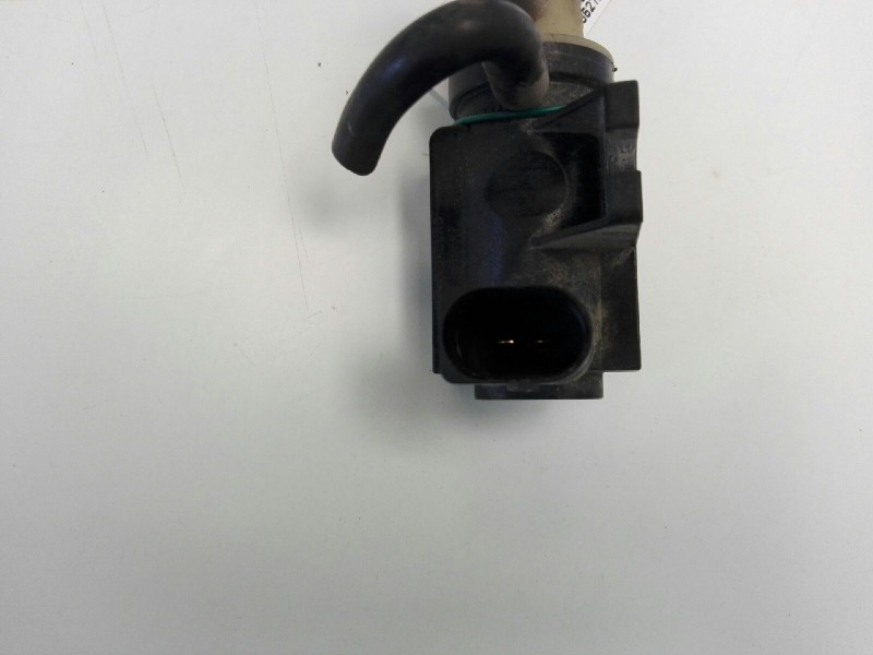Recambio de valvula aire adicional para volkswagen caddy ka/kb (2k) furg. referencia OEM IAM 1K0906627A 70086800 06T052