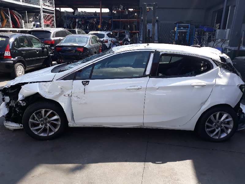 opel astra k sports tourer del año 2018