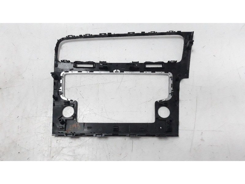 Recambio de moldura para volkswagen golf vii variant (bv5) 1.6 tdi referencia OEM IAM 5G1819743D  