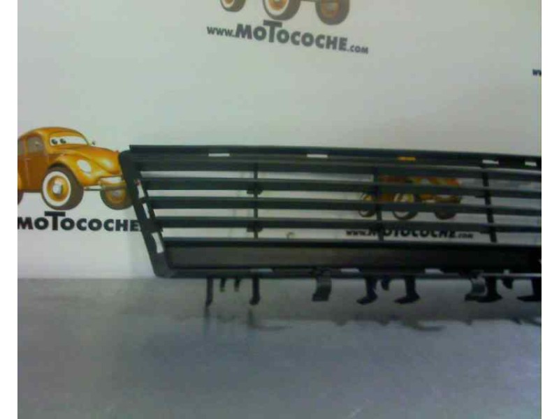 Recambio de rejilla paragolpes central para opel vectra c berlina referencia OEM IAM 1400262 107162606 OP0562120