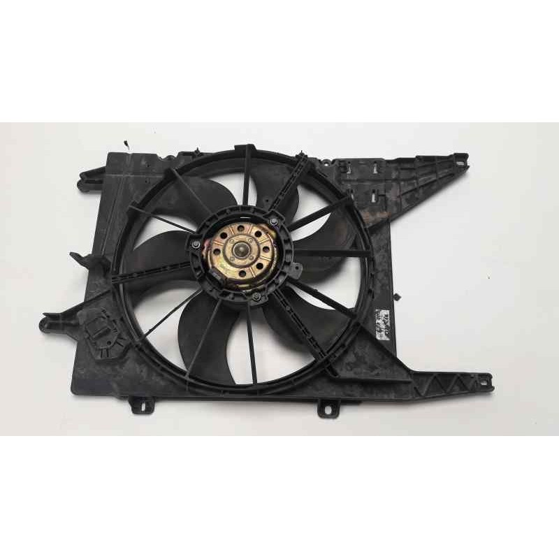 Recambio de electroventilador para renault megane i fase 2 berlina (ba0) 1.4 16v referencia OEM IAM 8200065257B 47367 