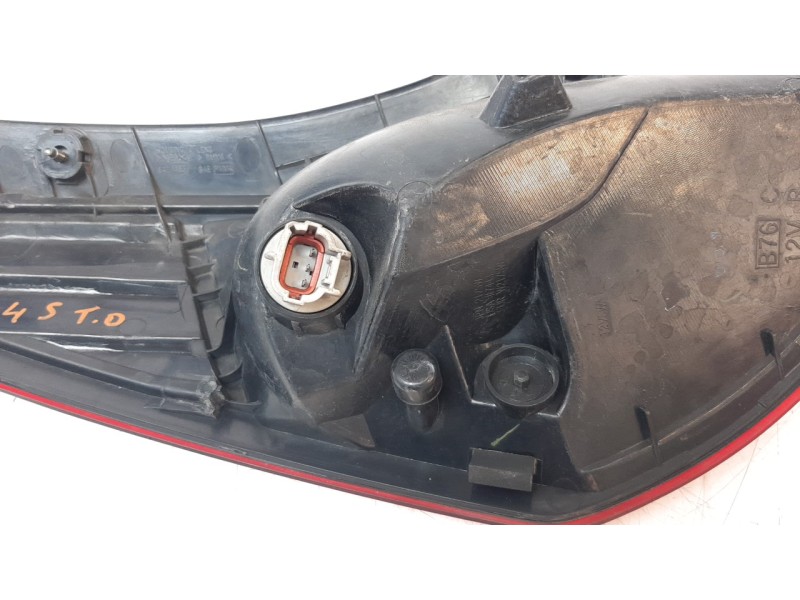 Recambio de piloto trasero derecho para nissan 350 z (z33) 3.5 v6 cat referencia OEM IAM 26550CD40A  