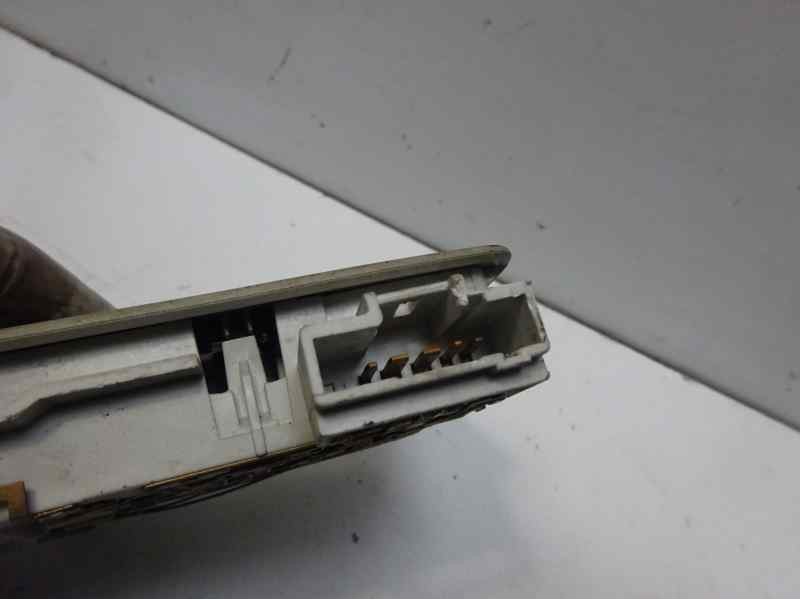 Recambio de luz interior para renault espace iv (jk0) privilege referencia OEM IAM   