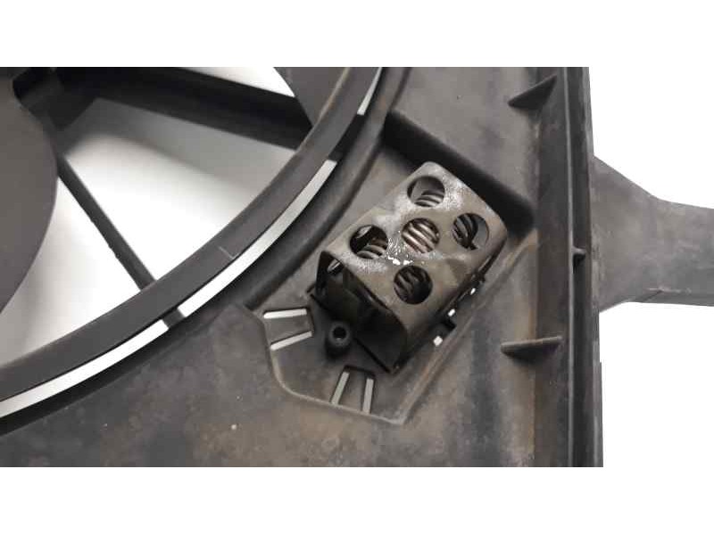 Recambio de electroventilador para renault megane i fase 2 berlina (ba0) 1.4 16v referencia OEM IAM 8200065257B 47367 