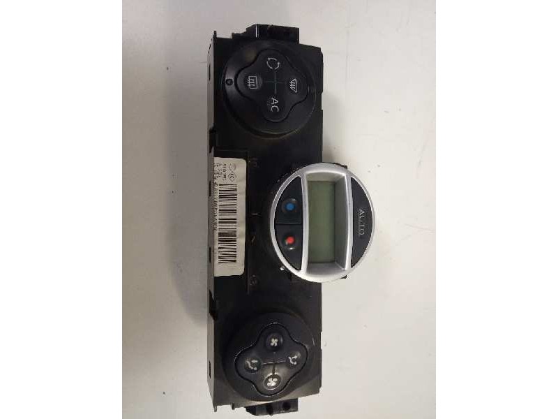 Recambio de mando climatizador para renault megane ii berlina 3p confort dynamique referencia OEM IAM 8200413906  