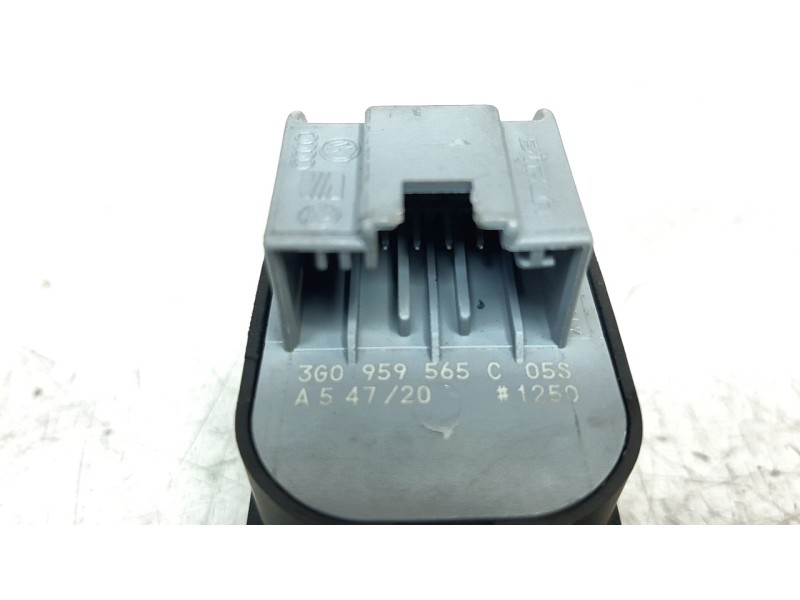 Recambio de mando retrovisor para volkswagen passat variant (cb5) r-line referencia OEM IAM 3G0959565C  