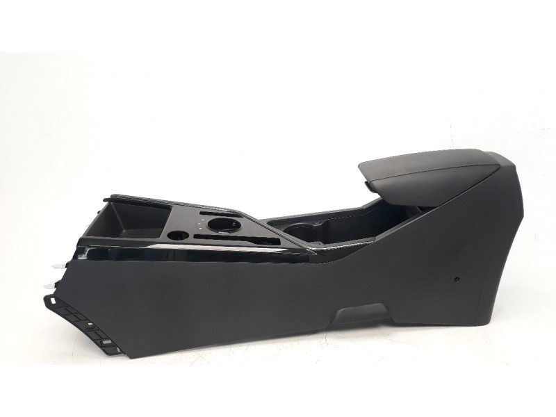 Recambio de apoyabrazos central para kia niro referencia OEM IAM 84680AT000  