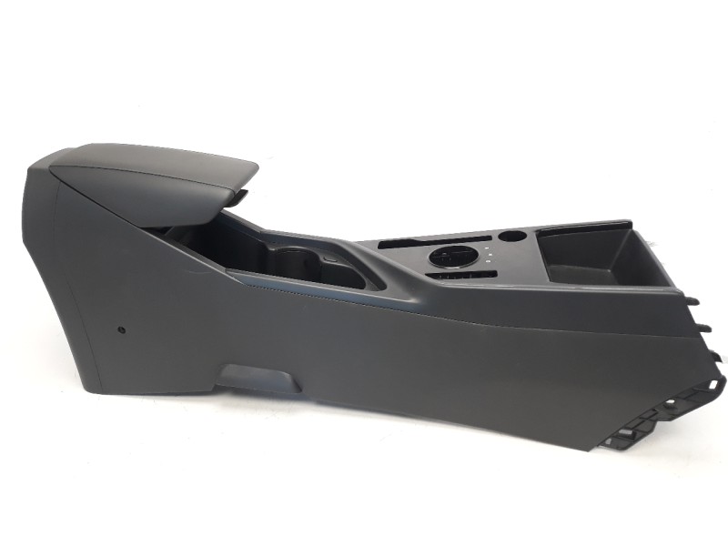 Recambio de apoyabrazos central para kia niro referencia OEM IAM 84680AT000  