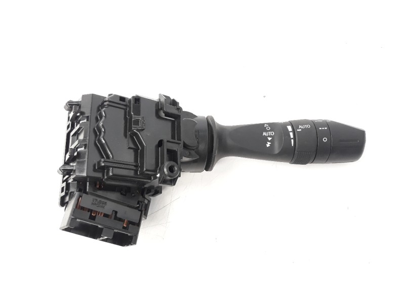Recambio de mando limpia para toyota rav 4 referencia OEM IAM 8465212A90  