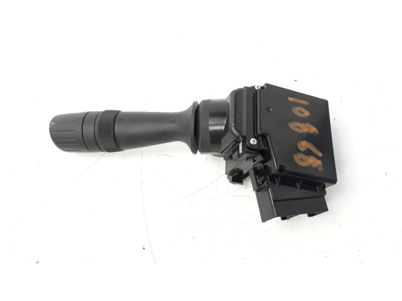 Recambio de mando limpia para toyota rav 4 referencia OEM IAM 8465212A90  