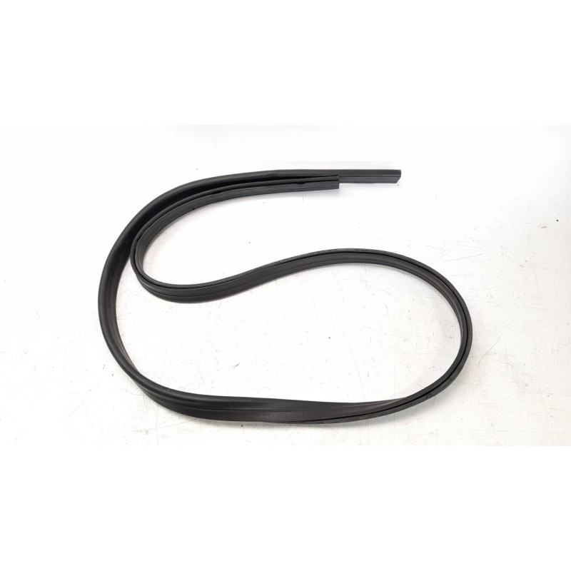 Recambio de moldura para mercedes-benz clase gl (x166) gl 350 bluetec 4matic (166.824) referencia OEM IAM A1668870198  