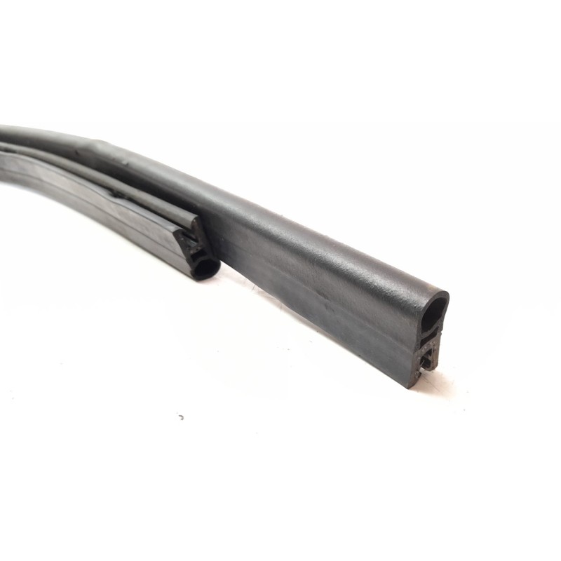 Recambio de moldura para mercedes-benz clase gl (x166) gl 350 bluetec 4matic (166.824) referencia OEM IAM A1668870198  