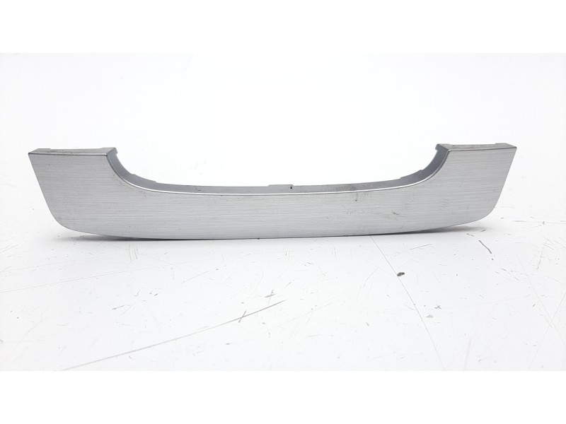 Recambio de moldura para volkswagen cc (358) 2.0 tdi referencia OEM IAM 3AA863324  