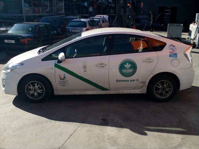 toyota prius+ del año 2010