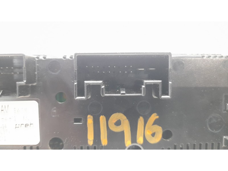 Recambio de mando climatizador para audi a3 sportback (8vf) referencia OEM IAM 8V0820043AM  