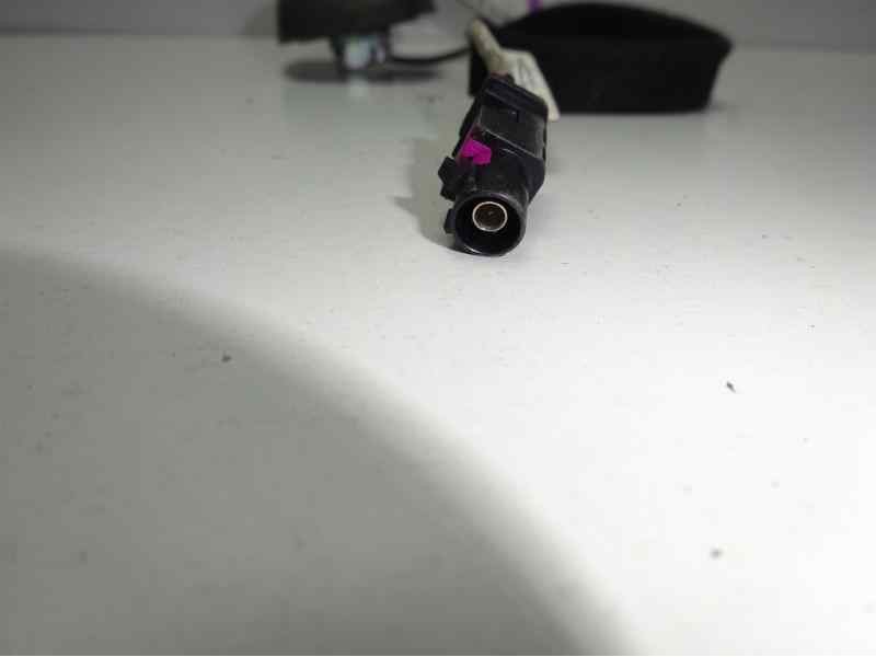 Recambio de antena para opel corsa e selective referencia OEM IAM 13393770  