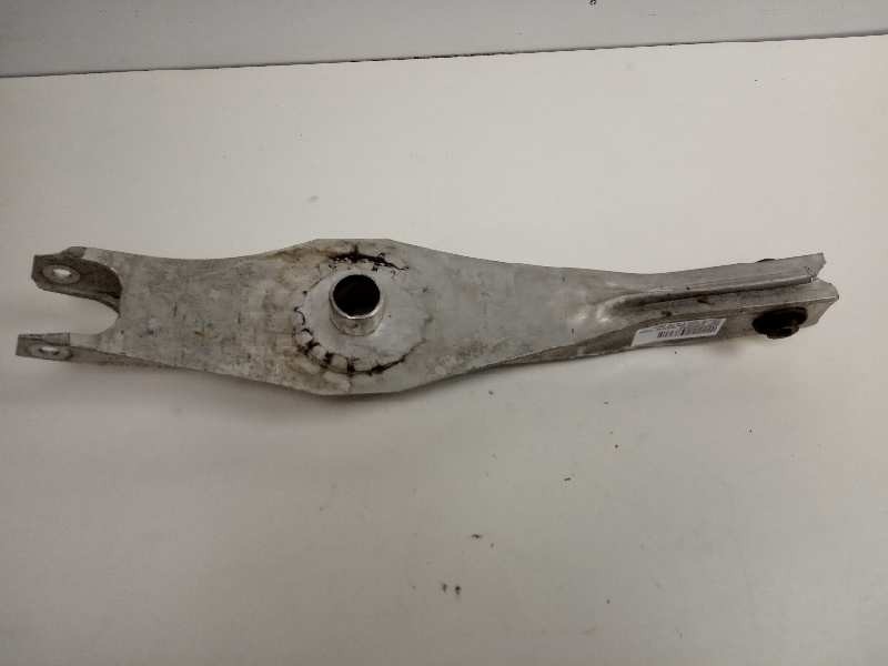 Recambio de brazo suspension inferior trasero derecho para opel insignia berlina cosmo referencia OEM IAM 13219154  