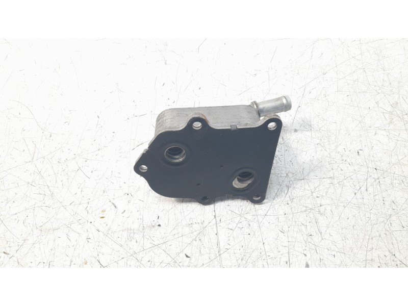 Recambio de enfriador aceite motor para jeep renegade limited 4x4 referencia OEM IAM 463461720  